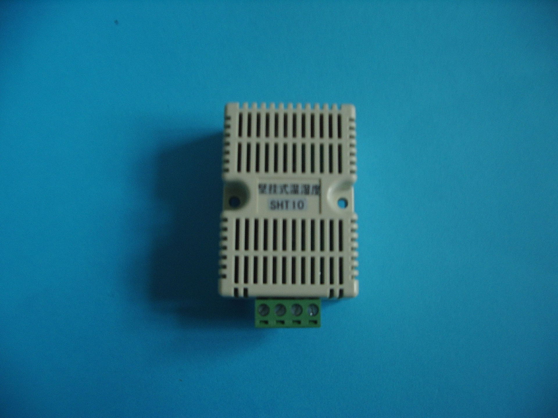 壁挂式温湿度数字传感器 壁挂型传感器 机房、仓库、传感器