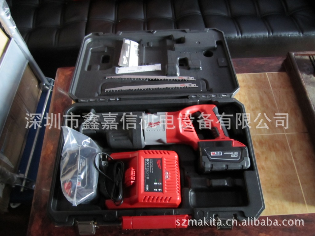 HD28SX 特价现货 批发美国 milwaukee米沃奇 充电工业级马刀锯