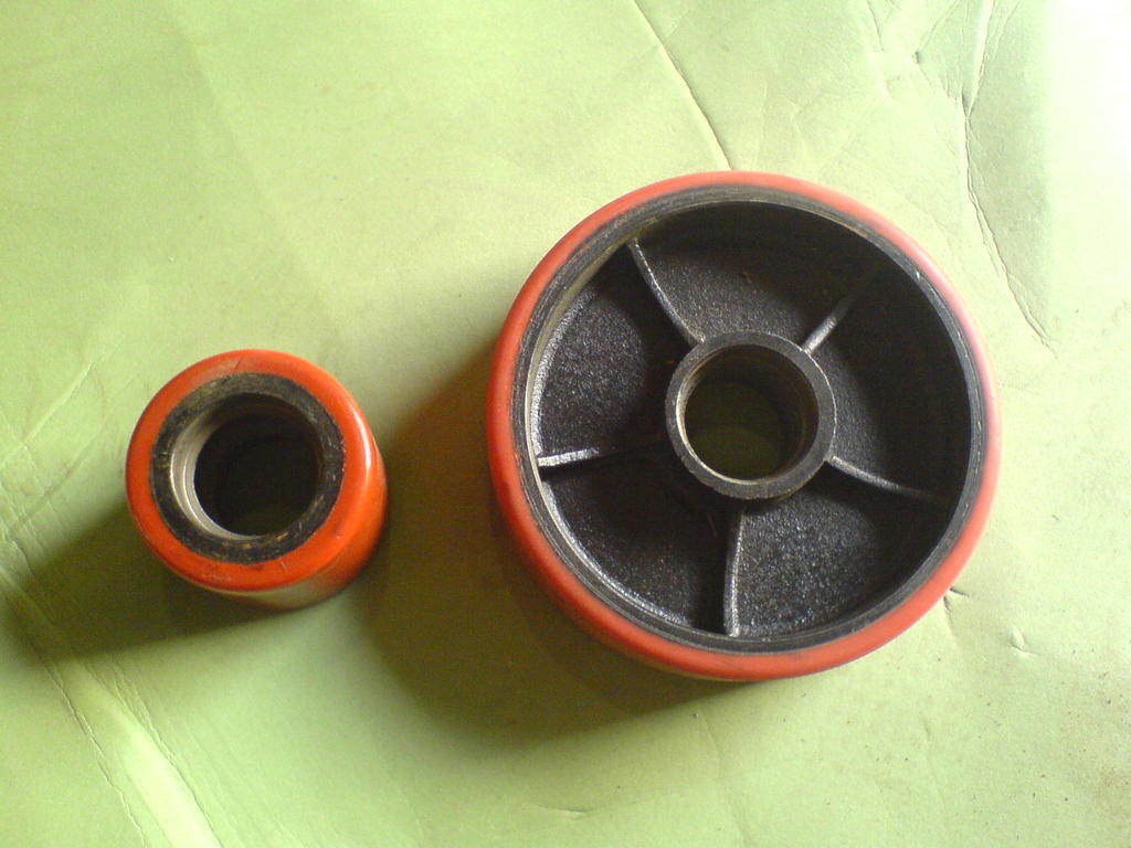 供应70*80PU轮，180*50搬运车PU 轮子