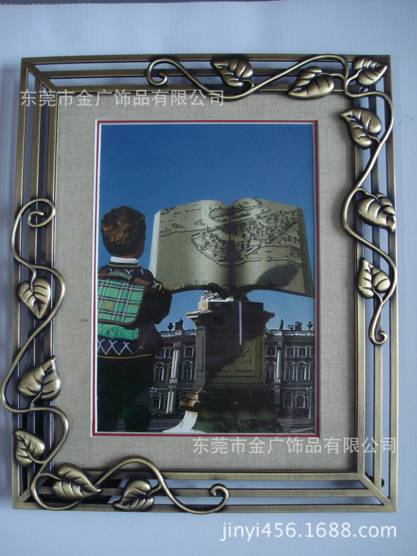 customized Metal Retro Photo frame alloy Hollow Photo frame Morning Glory hardware Photo frame
