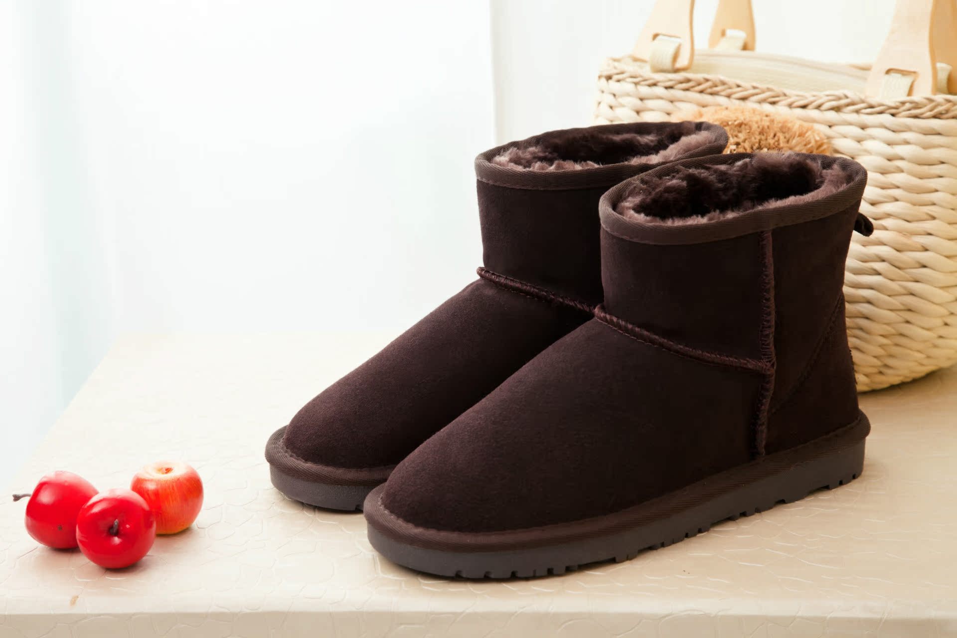 1049919390_1793995830