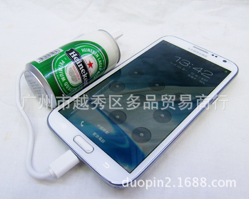 厂家直销 2800MAH迷你可乐罐移动电源 通用型移动电源 大量出货中，随机发货16