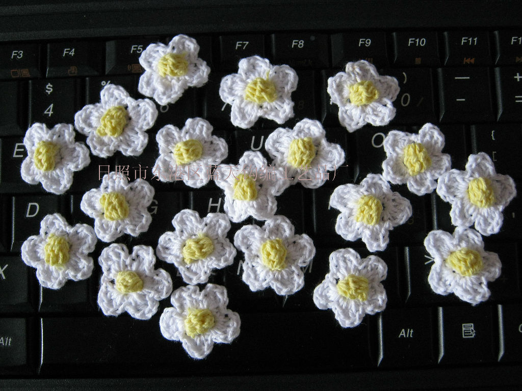 钩针钩花、手工棉线钩花吊坠吊饰装饰编织挂饰饰品