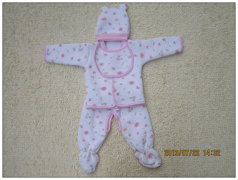 Coffret cadeau pour bébé - Vêtements + Fournitures - Ref 1962471 Image 17