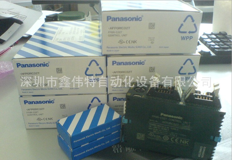 日本松下供应plc可编程控制器FP0-E8RS