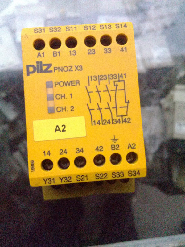 皮尔磁 (PILZ)  继电器 PNOZ X3
