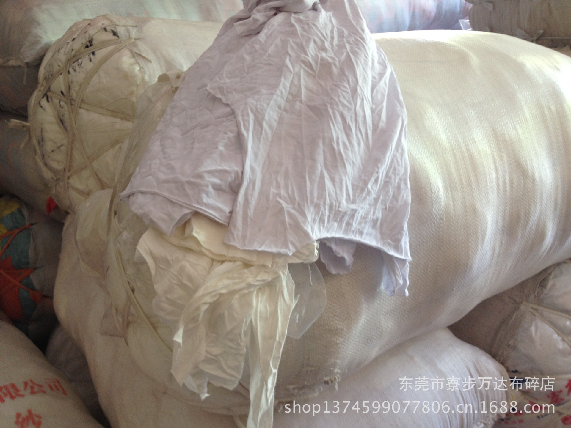 大量供应批发白色大布头 纯棉布头 批发 碎布 布头