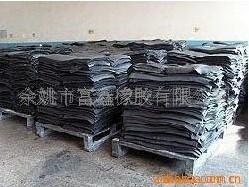 丁晴混炼胶，适用于油封制品，出片厚度4mm