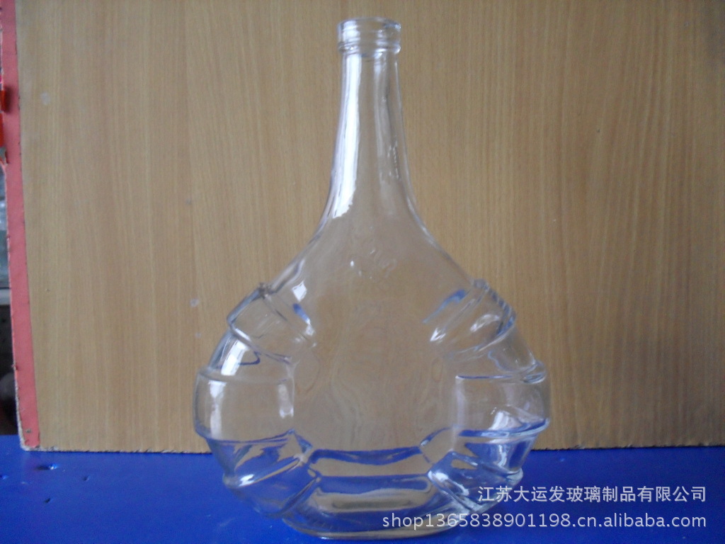 洋酒玻璃瓶款式齐全可定制厂家直销供应量大从优|ru