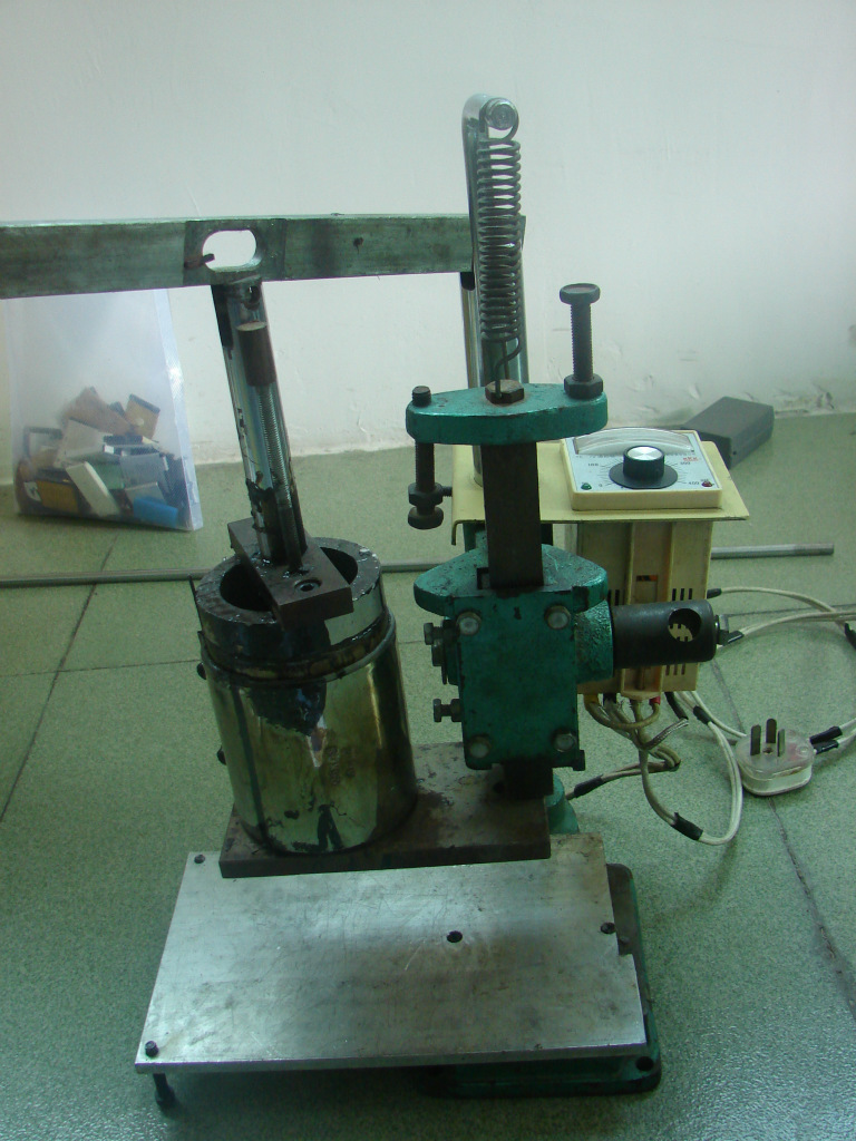 深圳厂家生产电池模具各种批量夹具加工来图来样压铸塑料模具钢