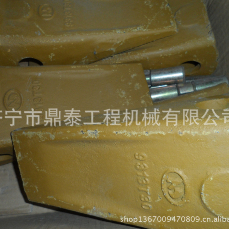 进口挖掘机配件PC250-6 挖掘机斗齿206-70-54221