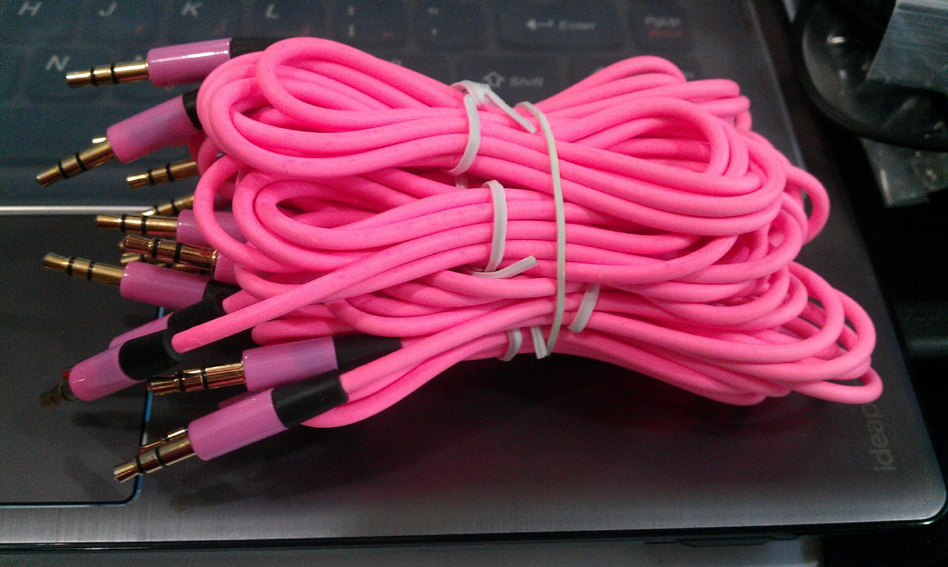 彩色3.5音频线 AUX车载音频线 3.5公对公线 3.5对录线 延长对录线