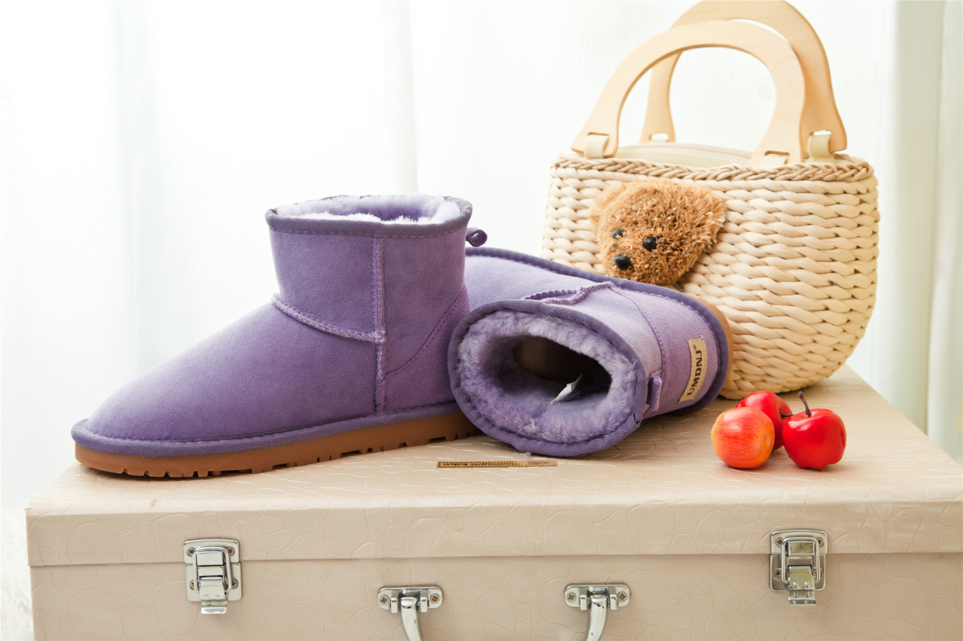 1050015958_1793995830