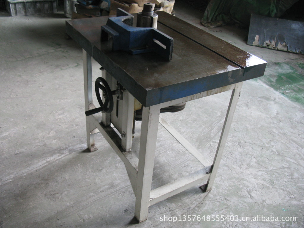 厂家批发木工圆锯机/MJ105/三相4KW/工地家装简便实用