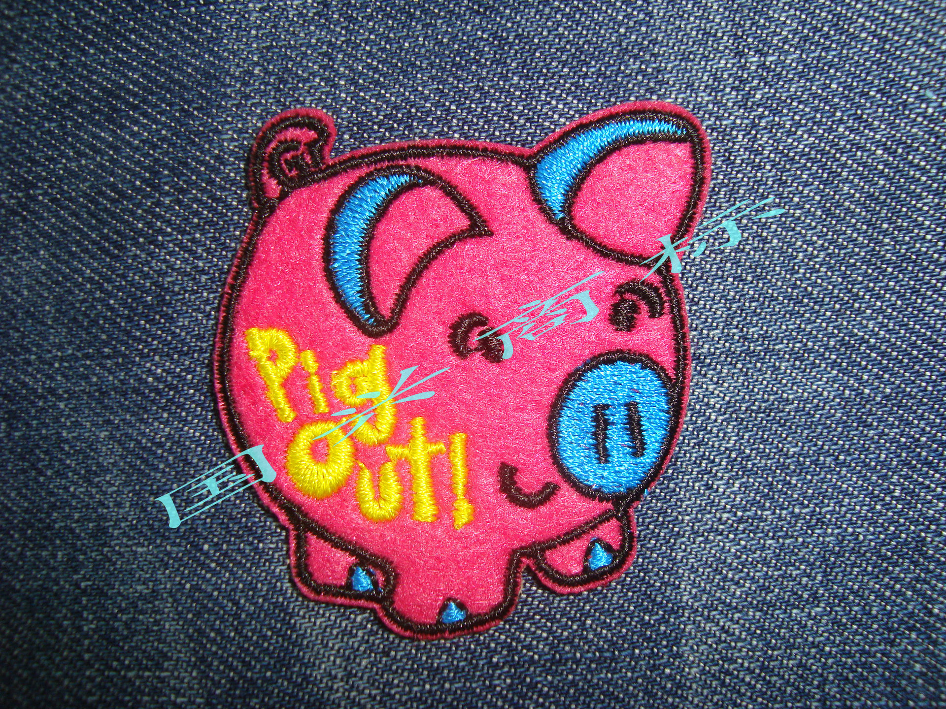 品质保证 量大从优  专业优质秦皇岛绣花章 绣花商标t恤商标