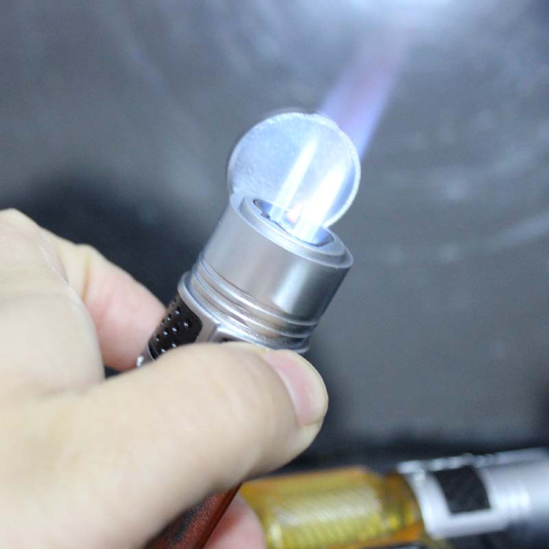 “钢铁绣娘”李云飞：焊枪作“针”绣出“我国工艺”