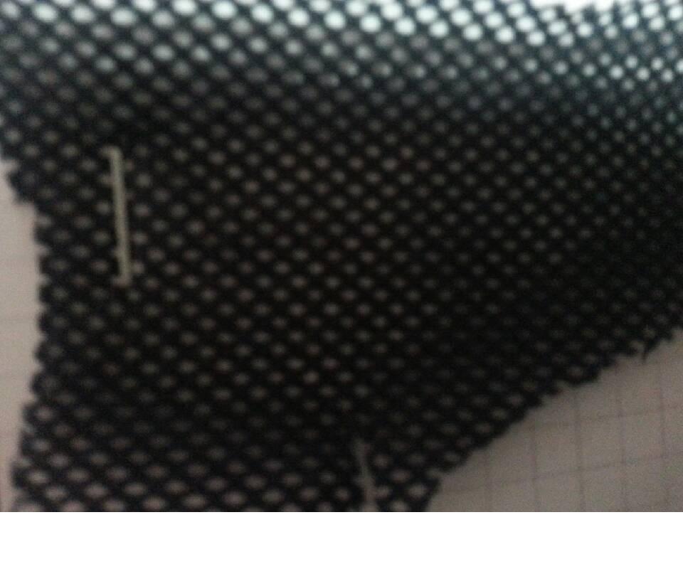 供应各种规格的针织2X2高档网眼布 高克重网眼面料 小孔网布