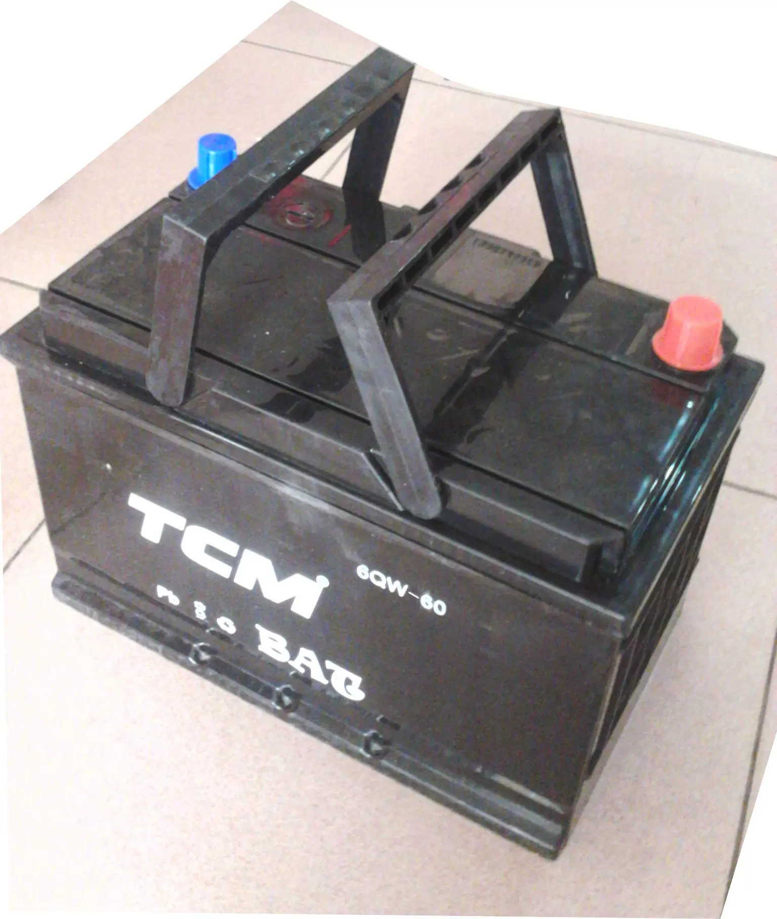 批发12V70AH75AH华丰75D23L/R通用型汽车铅酸蓄电池汽车电瓶