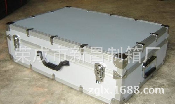 山东威海荣成新昌铝箱 铝合金箱  供急救箱医疗器械箱