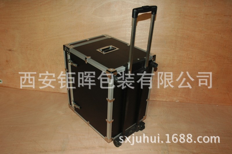 鋁合金 陜西西安 儀器箱化妝箱定制金箱