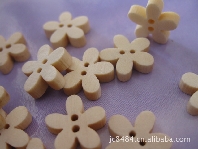 【DIY卡通纽扣】小梅花木质纽扣 DIY原木扣子 1.2/1.5CM