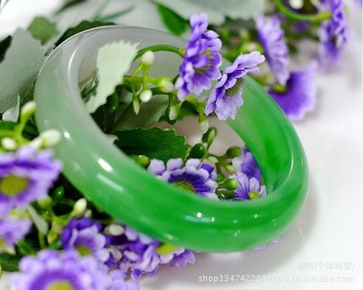 天然缅甸冰种翡翠色半绿手镯特价批发  玉器工艺品  翠玉手环|ru