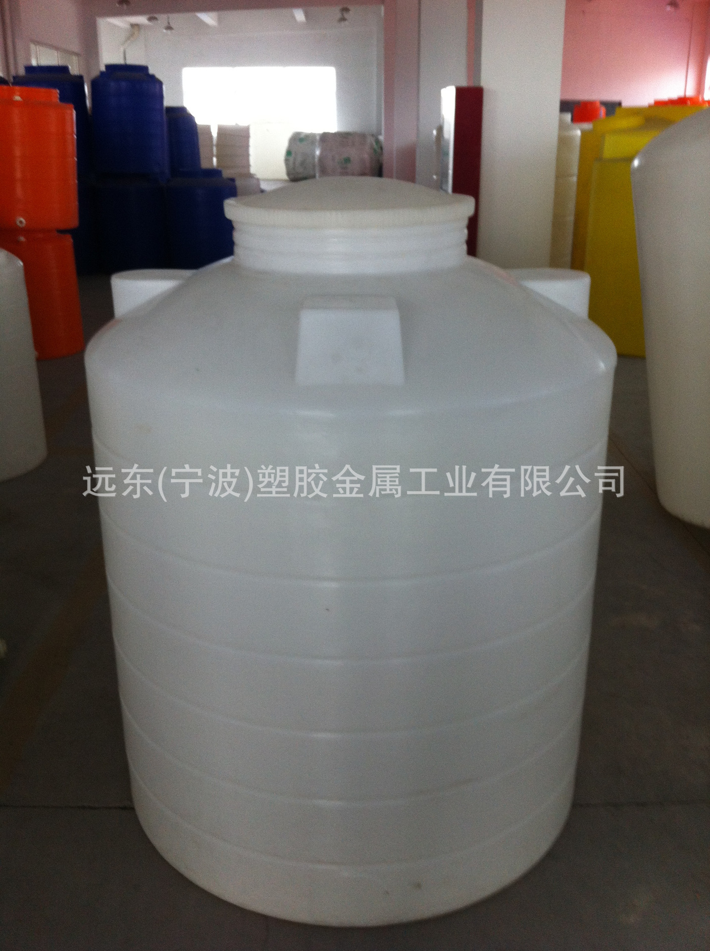 上海浙江滚塑直销远东容器塑料水箱塑胶容器滚塑产品塑料储罐