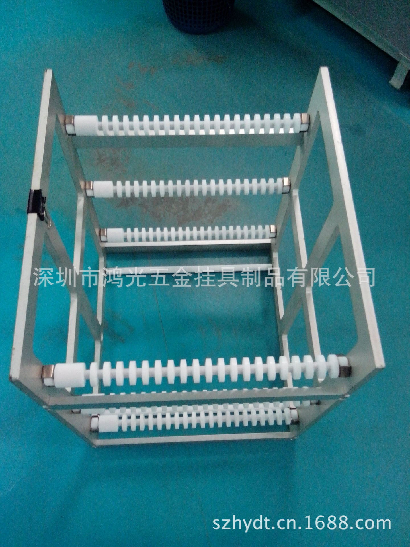 触摸屏周转架.1