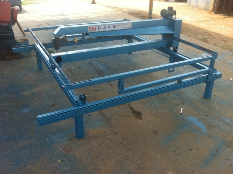 批发供应优质 新型半截式4腿 HJ-C4 电脑绗缝机