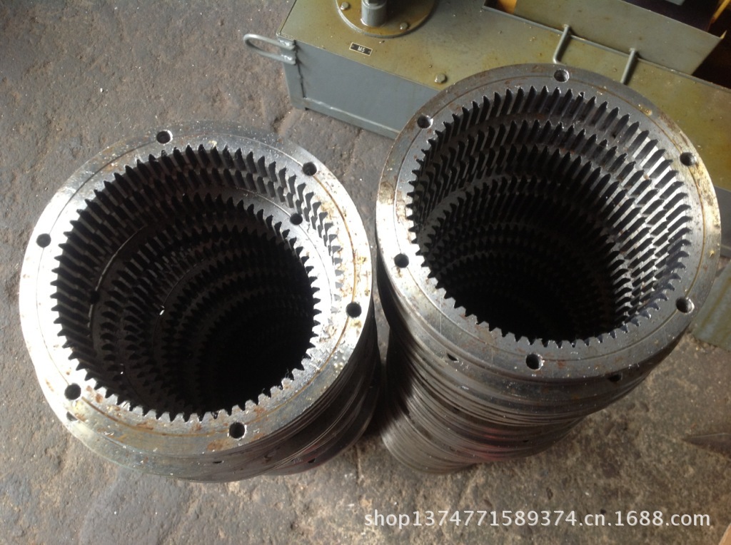 Factory customized non-standard cylindrical gear internal gear processing No. 45 steel cylindrical gear
