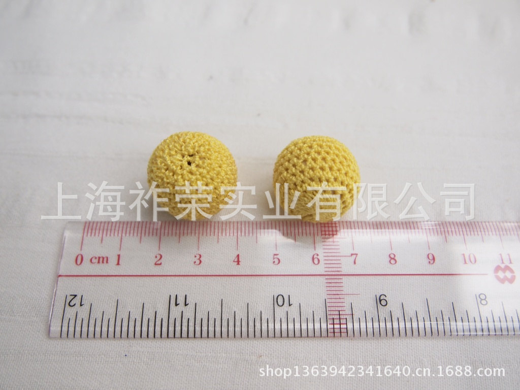 厂家直销毛线绣花 网纱绣花 手工绣花 刺绣加工 服装绣花 网底绣|ru
