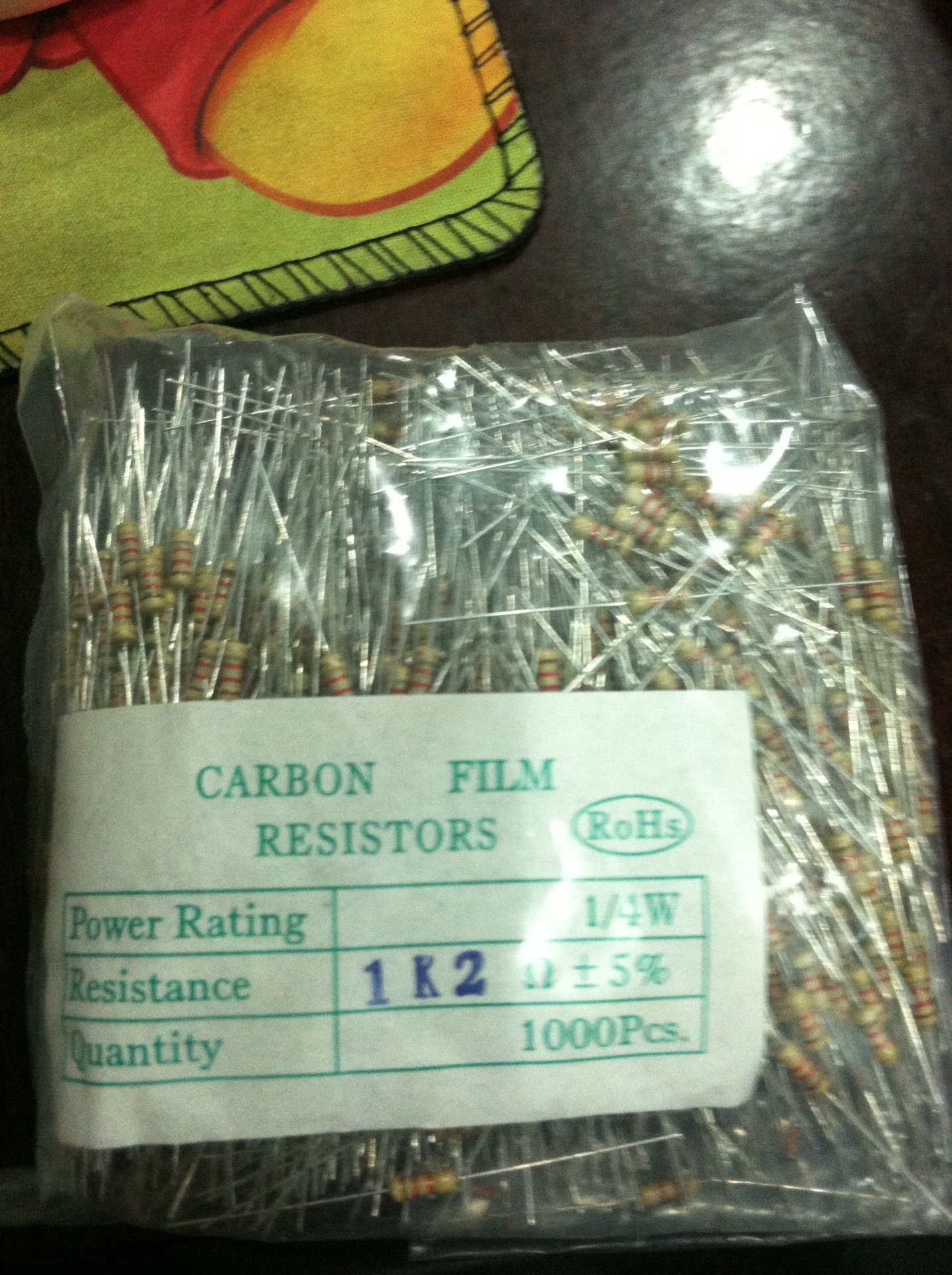 厂家直销全系列插件电阻1/4W 220k  1% 质量保证!