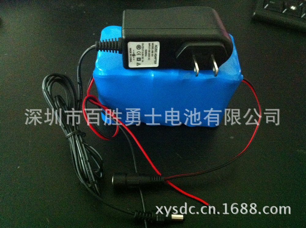 厂家供应割草机锂电池，18650-7.4V 10AH充电电池