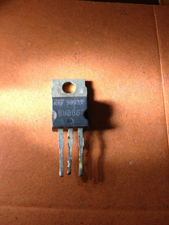 专营三极管批发Bu806仪器测试 质量保证