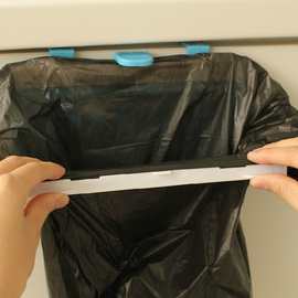 厨房橱柜门背式垃圾袋支架多功能塑料折叠挂式垃圾架垃圾桶支架