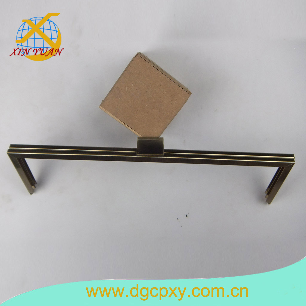 厂供银包较 钱包铰 手袋夹 直角方形手拉包五金较  C03402