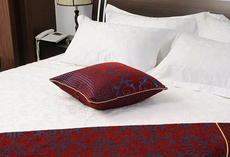 酒店床上用品40*40喷气贡缎提花八件套 纯棉全棉宾馆套件厂家直销