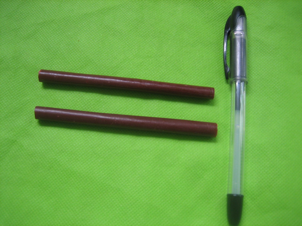 隐形眼睛镜片粘接蜡，光学玻璃镜片粘接剂,与美国红蜡等效