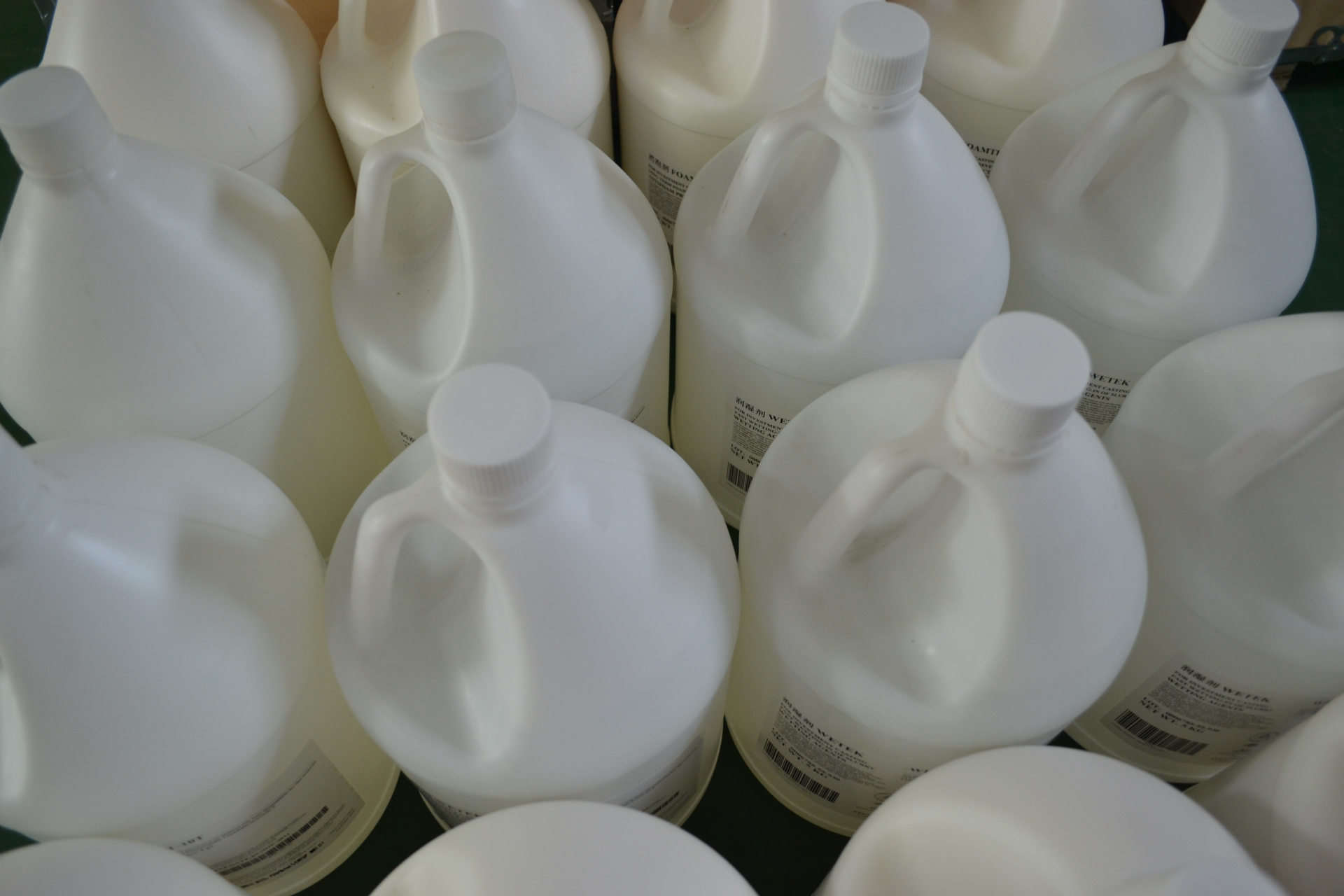 润湿剂 表面活性剂 铸造工厂实际应用润湿效果显著 改善涂挂性