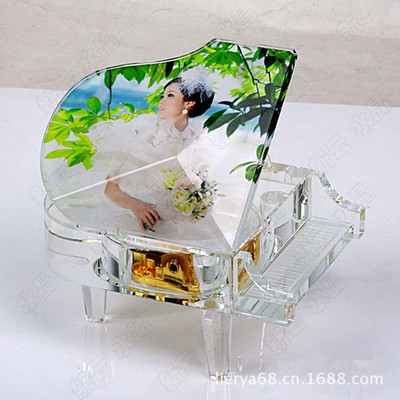 Manufactor wholesale crystal Piano Music box originality personality customized Arts and Crafts birthday Wedding celebration Jubilation gift