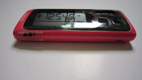 Omron electronic pedometer HJ-208 Kari Road calculation walking pedometer for the elderly