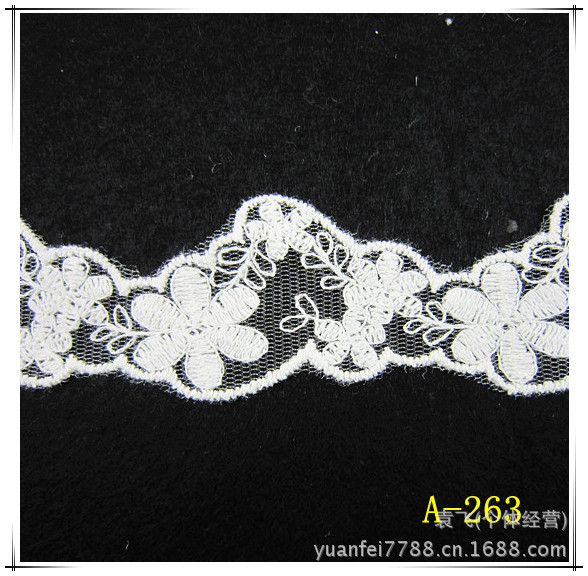 A-263双边对称波浪网纱梅花刺绣花边DIY服装辅料批发电脑绣花