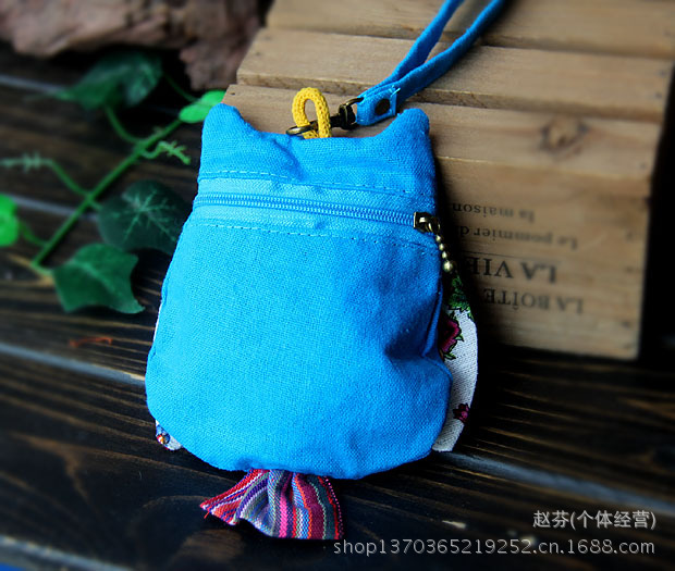 孔雀包和双翅猫头鹰