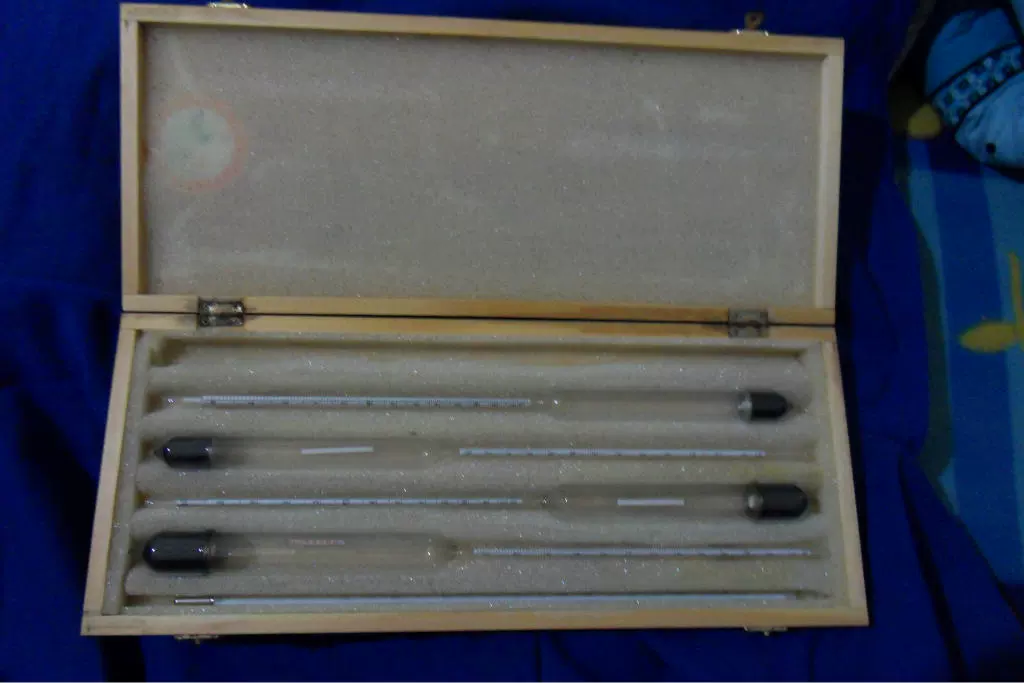 Поставка ликероводочный спирт Измеритель ликера 0-25-50-75-100 Точность 0,2 Алкогольный удиметр четыре группы