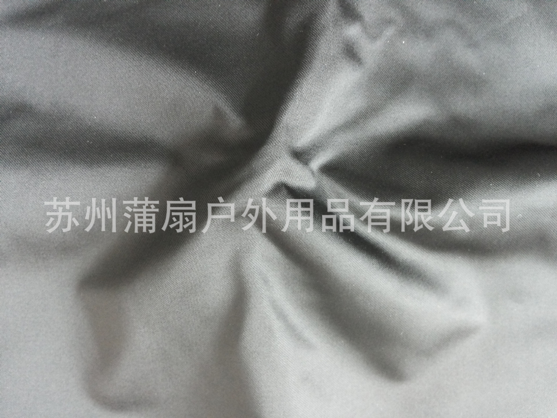 供应羽绒服休闲服化纤记忆面料 缎面仿记忆面料 75D*150D