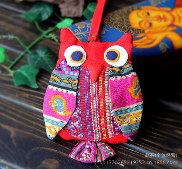 孔雀包和双翅猫头鹰