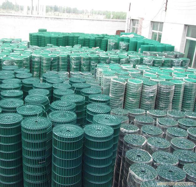 铁丝网包塑围栏养殖网养鸡隔离绿化荷兰网圈玉米安装方便