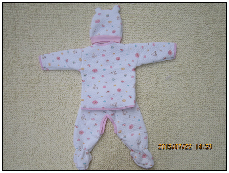 Coffret cadeau pour bébé - Vêtements + Fournitures - Ref 1962471 Image 18