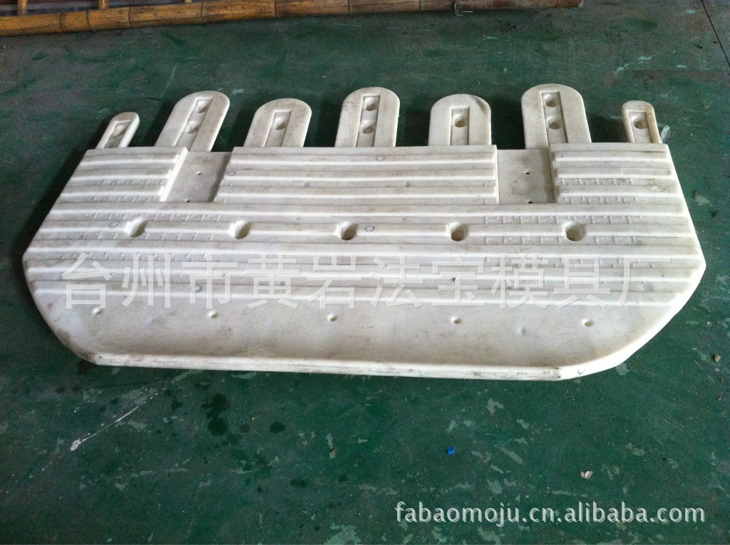 供应插秧机塑料托板吹塑模具/水稻插秧机吹塑托板