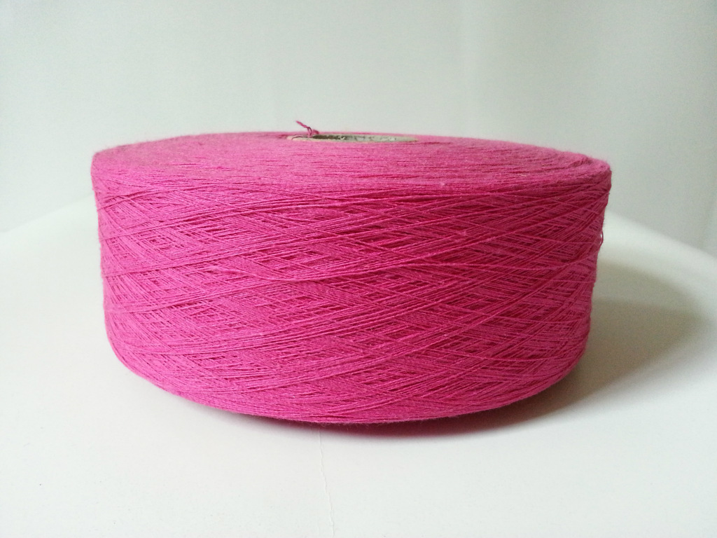 厂家大量供应10支桃红再生棉纱量大从优